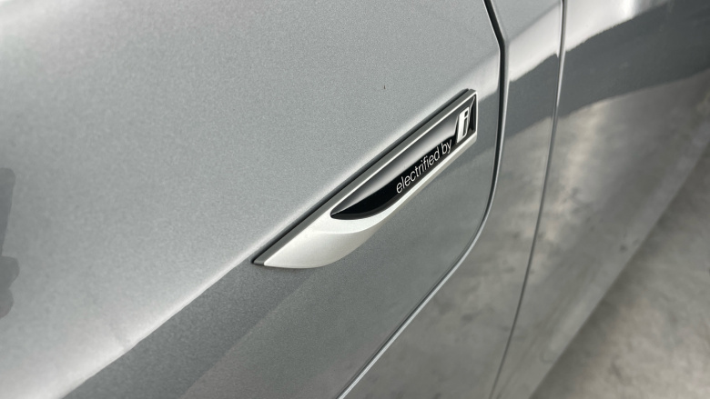 BMW 2 Series 225e xDrive M Sport 5dr DCT [Tech Plus Pack] Hatchback